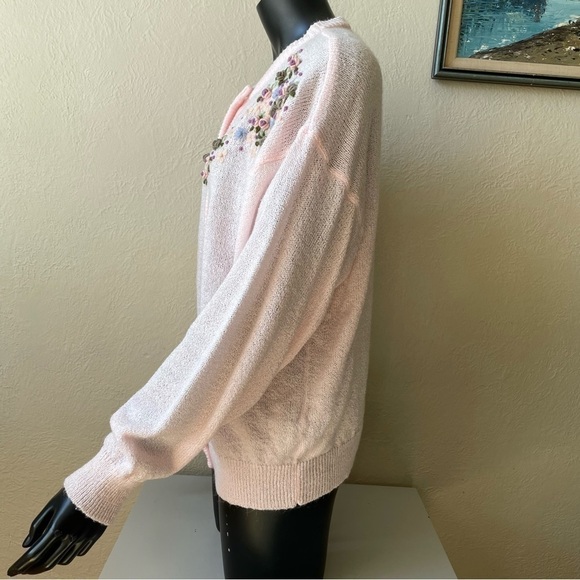 1980s pink embroidered acrylic button up cardigan size 38 (large) - Picture 3 of 13